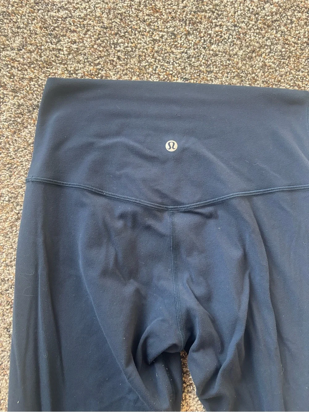 Lululemon Black Cropped Align Leggings Size 6 - Picture 5 of 5